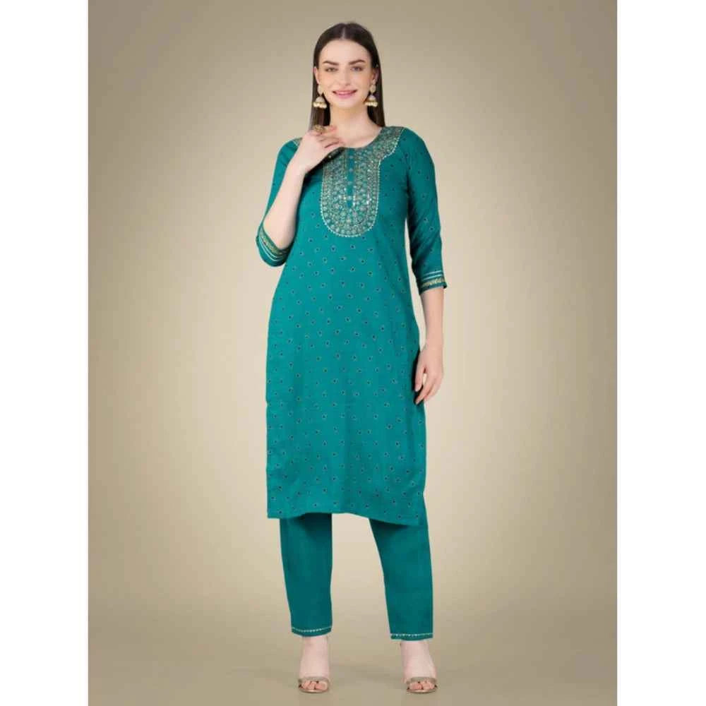 3-4 th Sleeve Embroidery Cotton Kurti Pant Dupatta Set (Light Green)