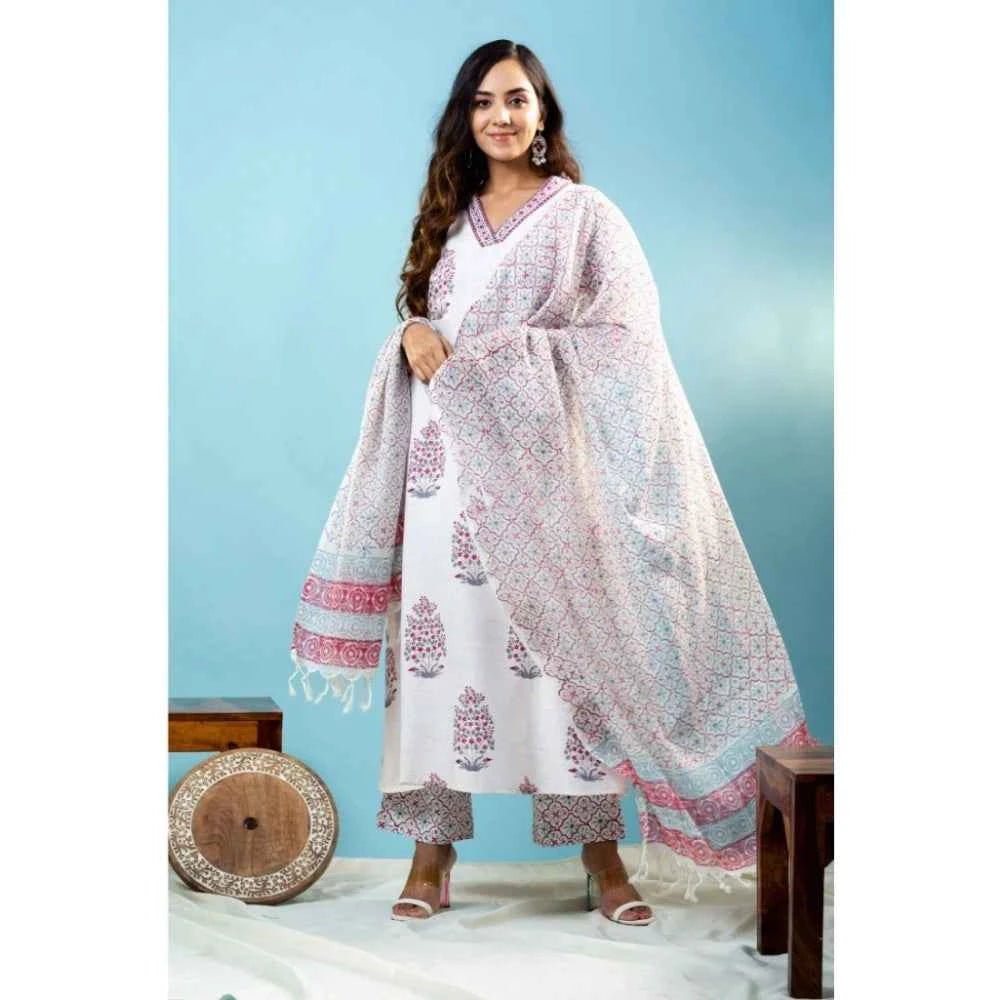 3/4th Sleeve Floral Print Cotton Kurti Set in Off White - Floral Print Cotton Kurti - Vividh